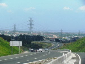 A highway outside of Calamba on a clear day